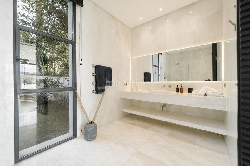 Foto f634c1c4-beed-46d5-b759-8cab7223d599. Xalet amb aparcament piscina a Los Flamingos Benahavís