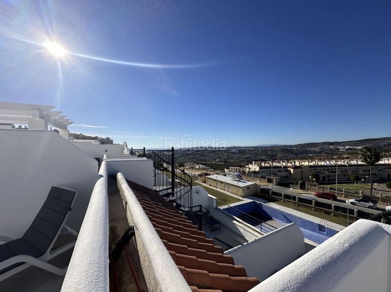 Foto 00d38f67-7a70-481b-9b28-a38b421bf3b8. Attico con parcheggio piscina in Doña Julia Golf Casares
