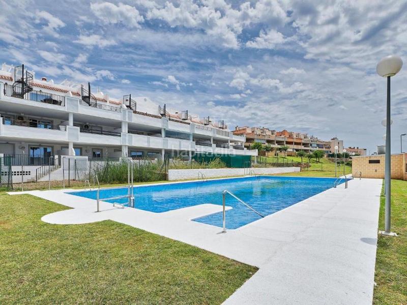 Foto 566e243d-6724-45c7-8cb3-6ac43908c975. Attico con parcheggio piscina in Doña Julia Golf Casares