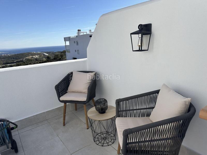 Foto b4fdcd69-3208-4871-bcfc-30d1ede514b5. Attico con parcheggio piscina in Doña Julia Golf Casares