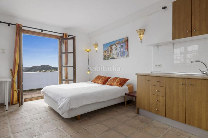 Foto b9051f2f-48b4-408a-bae8-d11f4b5d7ca1. Chalet avec piscine dans La Quinta Benahavís