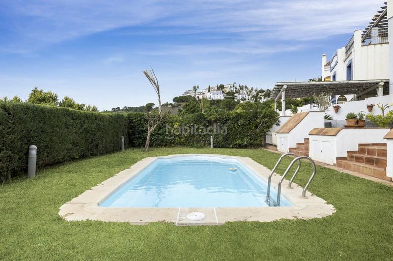 Foto b02b3455-05e5-4fd3-927e-3a358ba8b281. Chalet con piscina in La Quinta Benahavís