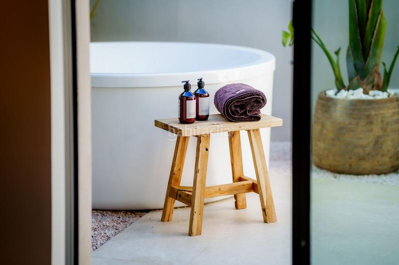 Foto 2b5a0a09-f04c-4ec4-bdae-b8fa85dd9730. Chalet en Nueva Alcántara Marbella