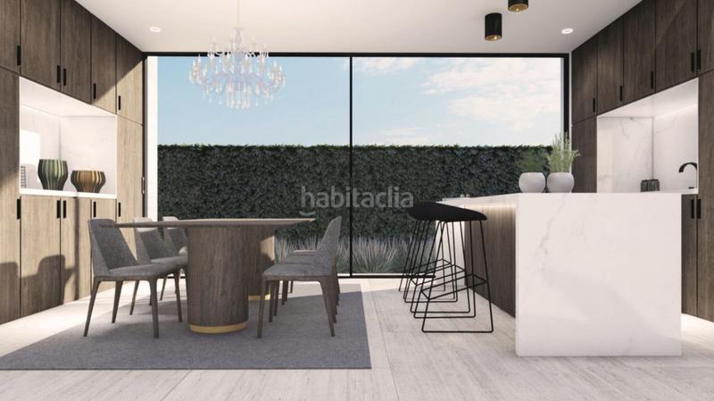 Foto ed76f57d-537f-4dc2-83b6-d6ab4468487a. Xalet a Nueva Andalucía centro Marbella