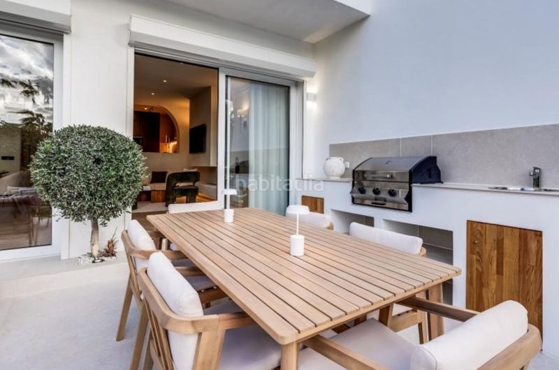 Foto ee79875d-94cd-40fc-b2c8-b958b4b14164. Casa adossada amb aparcament piscina a Aloha Marbella