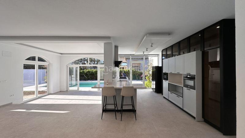 Foto 8270a3bf-202a-42bc-9e37-d4bccdf1279b. Chalet en Alcorrín Manilva