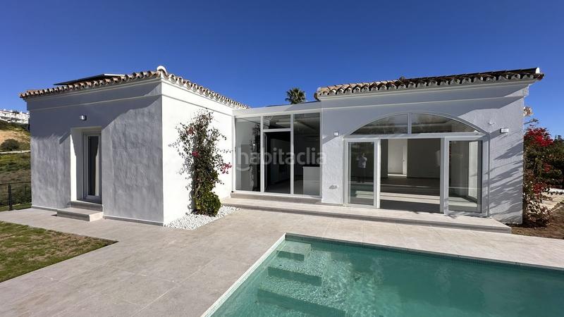 Foto 92c711b0-1ec0-4607-a64d-73a3ebec6db5. Chalet en Alcorrín Manilva