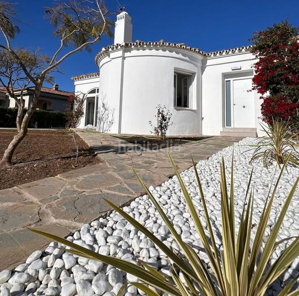 Foto a6d13d47-fad3-42e0-9eb1-3778c16215d0. Chalet en Alcorrín Manilva