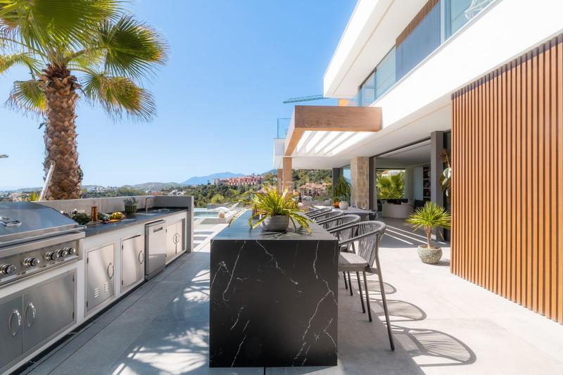 Foto af126574-2944-4473-a11c-1bd97ffcc6e3. Chalet mit parking pool in La Quinta Benahavís