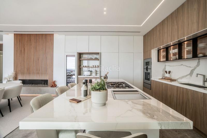 Foto b19ce7af-7237-48c7-9113-f00df361b3df. Chalet with parking pool in La Quinta Benahavís