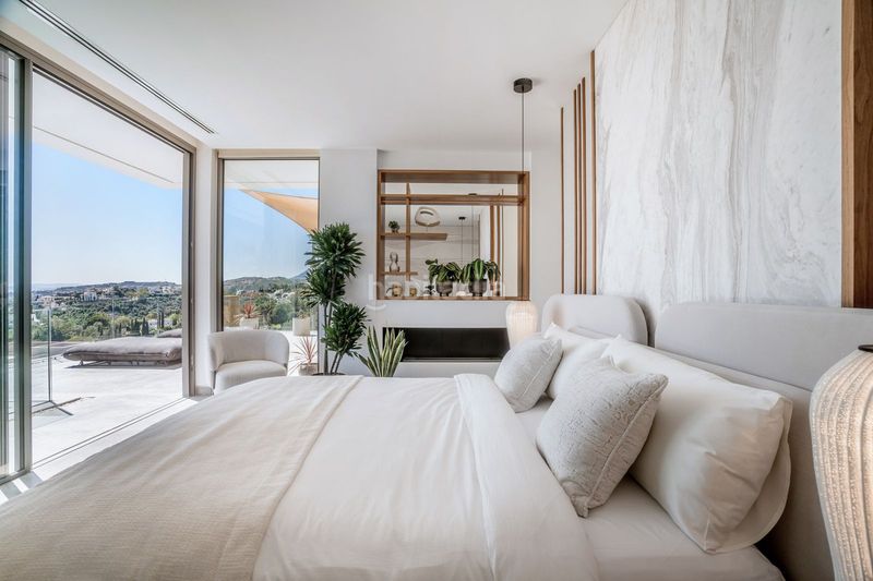 Foto 98c8e26e-52ad-4fd2-8d74-57d71fd90c2f. Xalet amb aparcament piscina a La Quinta Benahavís