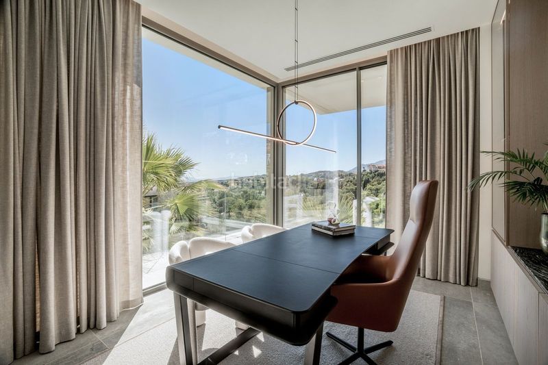 Foto b636fe3d-dcd1-44a2-9dc5-705d3db24060. Xalet amb aparcament piscina a La Quinta Benahavís