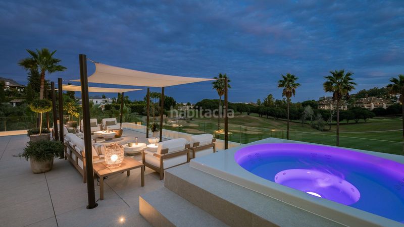 Foto 0266a677-65d9-4008-b8cd-f555be88ae16. Xalet amb aparcament piscina a Los Naranjos Marbella