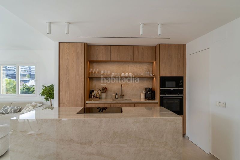 Foto 42c5998f-6551-47a4-ab78-2b8f764c249b. Casa adossada amb piscina a La Quinta Benahavís