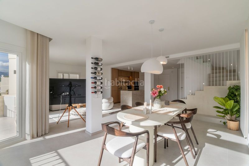 Foto 43f3e7a7-138c-4e87-8f7c-aeefdc12f480. Casa adossada amb piscina a La Quinta Benahavís