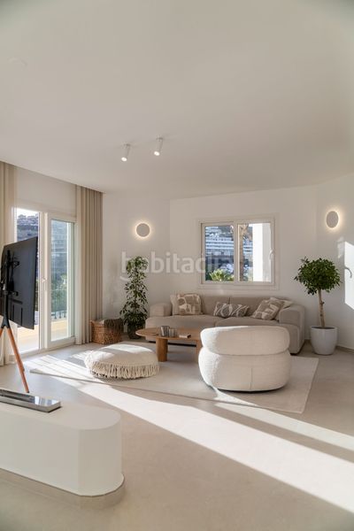 Foto 5840fe65-a7b0-4624-aaee-3165ab05fdb9. Casa adossada amb piscina a La Quinta Benahavís