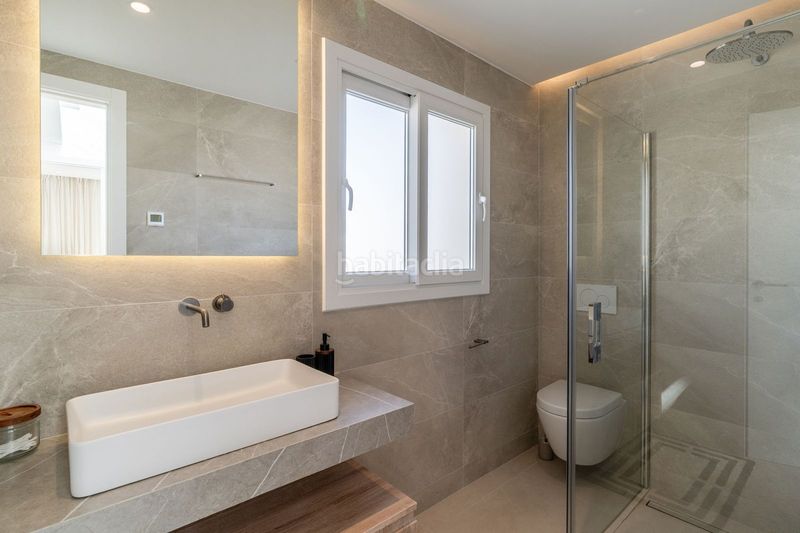 Foto 688a5a3f-895e-4075-b32e-90ddda24f1bd. Casa adossada amb piscina a La Quinta Benahavís