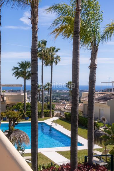 Foto 72da3e4f-564a-48ed-b476-a586e3e9a450. Casa adossada amb piscina a La Quinta Benahavís