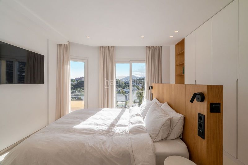 Foto 7d0ed5f8-c632-40f9-9f81-42ee8e90e030. Casa adossada amb piscina a La Quinta Benahavís