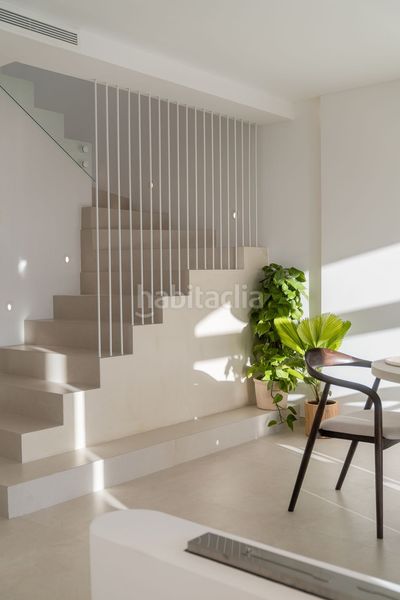 Foto a13beeb9-8d11-46ca-90d4-d9c356cd1247. Casa adossada amb piscina a La Quinta Benahavís