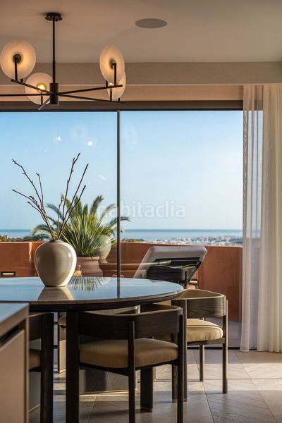 Foto 1a66bc19-6a37-457e-892e-d1b87213e3eb. Planta baja en Los Naranjos Marbella