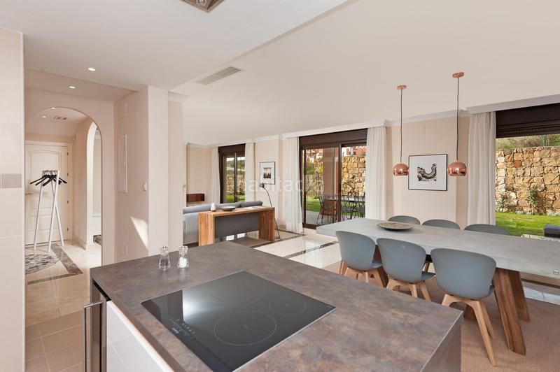 Foto 8c573527-e06e-4a7b-9f94-b8547d87bf07. Chalet mit pool in Valle Romano Golf Estepona