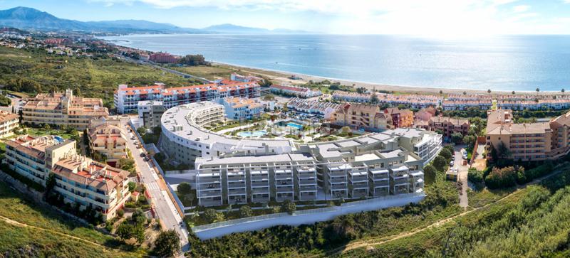 Foto e15e6460-c47a-4064-b637-830ec8915ee3. Planta baixa amb aparcament piscina a La Duquesa Manilva