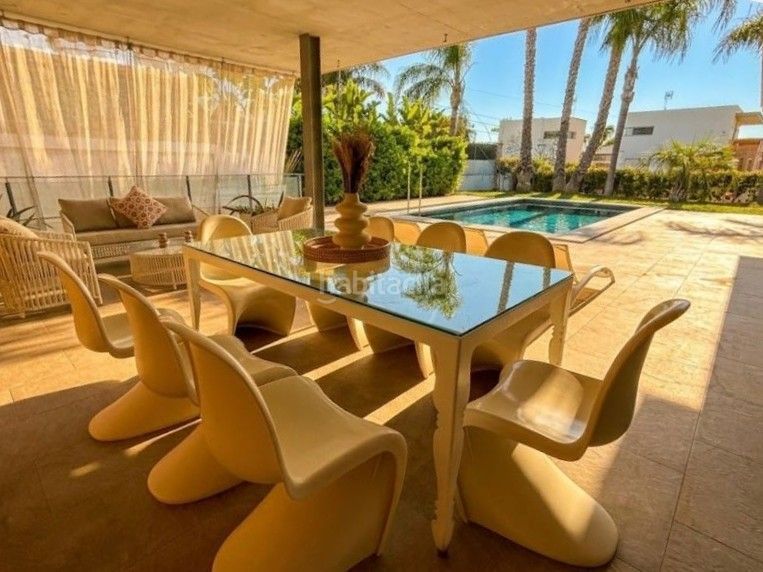 Foto a5873a8e-62ca-467d-b7f5-b722eb0c8eda. Casa amb calefacció piscina a San Antonio de Benagéber