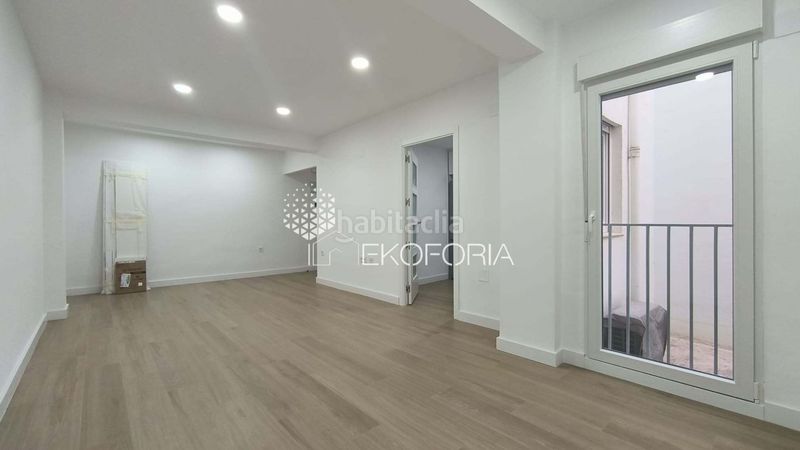 Foto 7b6e4870-7d71-4983-bbb8-6356aec81efe. Pis amb calefacció a El Alborgí Paterna