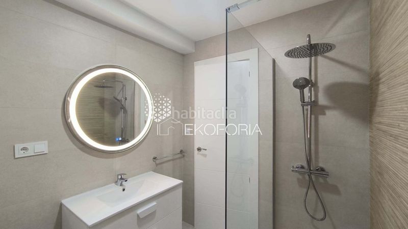 Foto e497b483-72e0-4987-be58-f3c898a2de44. Pis amb calefacció a El Alborgí Paterna