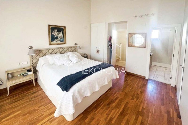 Foto 4d077ea4-5be7-4fe8-b67f-92ed7adb2641. Casa adossada a Rocafort