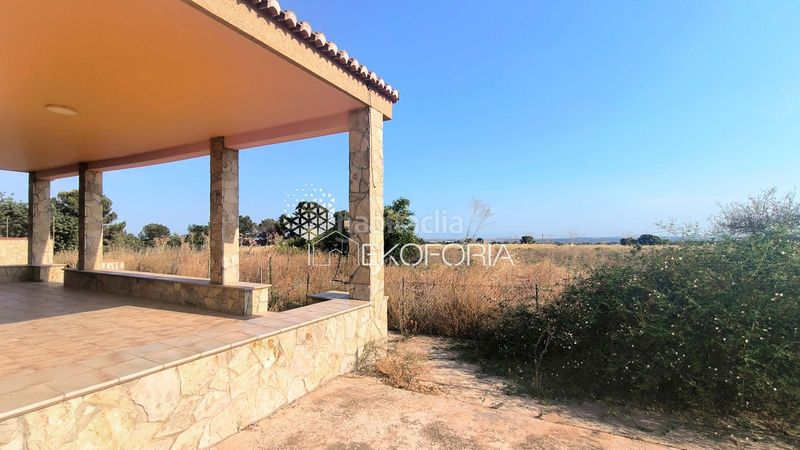 Foto e2d57d4d-3a6b-405f-a566-40edff52718d. Casa amb piscina a Corralet-Bonanza-Tres Rutas Náquera