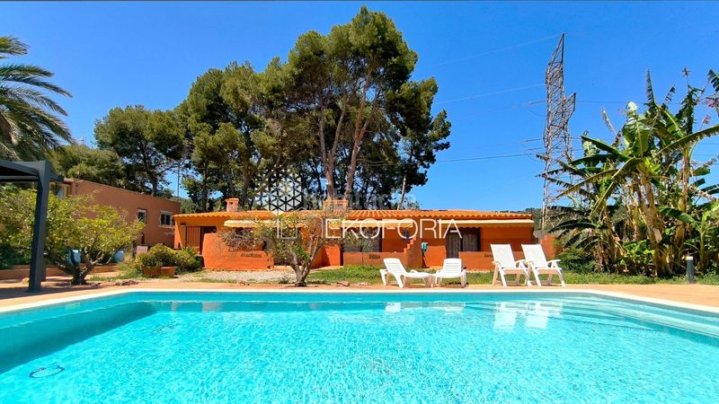 Foto 5406d616-2713-46e8-a400-c9df6b6bdd13. Casa amb calefacció piscina a Alfinach - Monasterios Puçol
