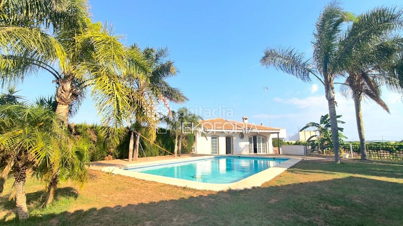 Foto 41430d9a-85d6-4a67-bfd7-625114a6e9c8. Maison avec chauffage piscine dans La Conarda-Montesano Bétera