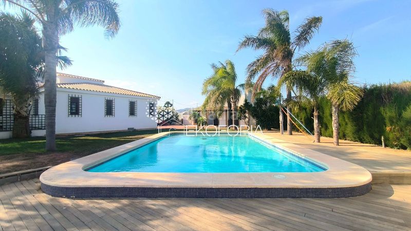 Foto edb95dc2-6332-464b-baf0-7819a3aa0f8e. Maison avec chauffage piscine dans La Conarda-Montesano Bétera