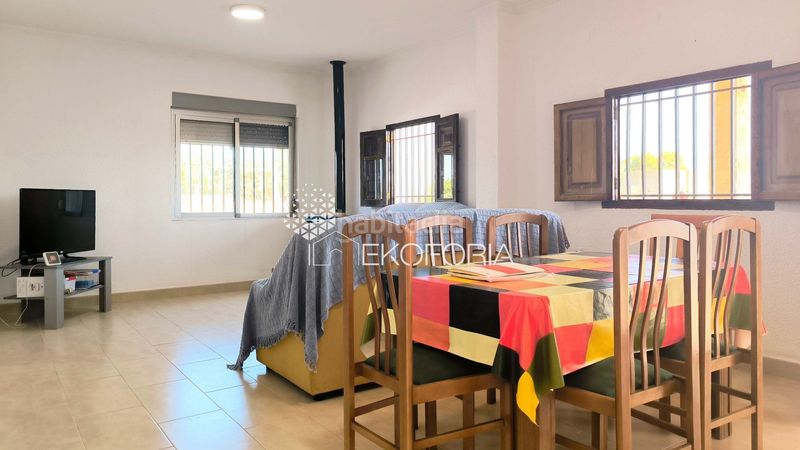 Foto d98e30c7-9648-4e30-a70d-53791189768b. Casa amb piscina a Corralet-Bonanza-Tres Rutas Náquera
