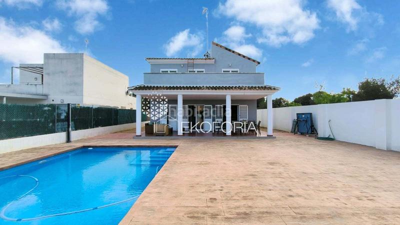 Foto 50a4b8bc-8bf8-418f-9bb5-31f9e4ad4290. House with heating pool in La Conarda-Montesano Bétera