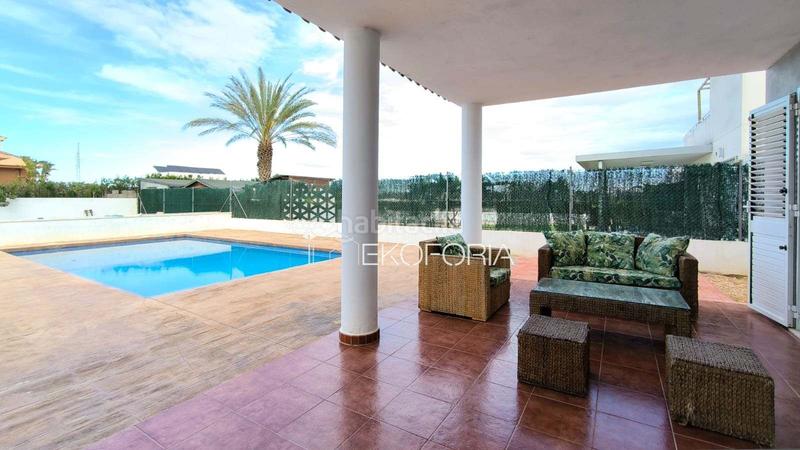 Foto e487ad65-10de-41af-8aad-94a74cdbadfc. House with heating pool in La Conarda-Montesano Bétera