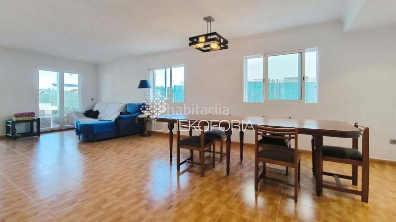 Foto f572a71e-5e56-4917-8a61-5aac2728aae9. House with heating pool in La Conarda-Montesano Bétera