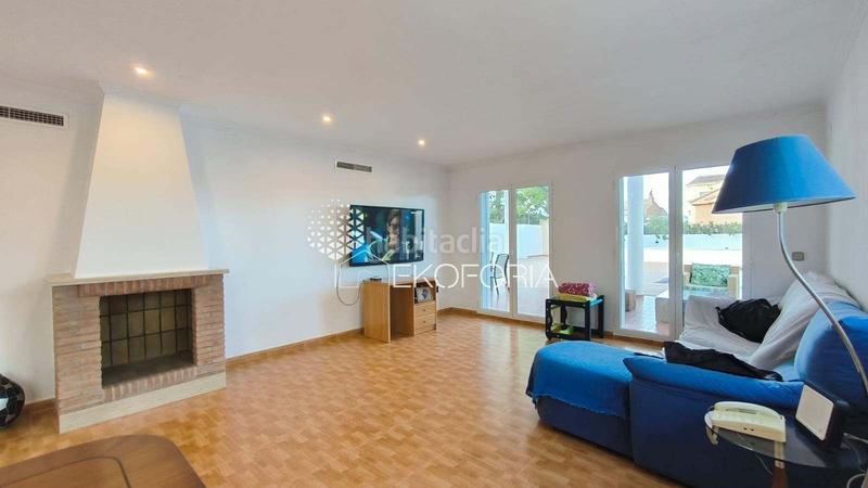 Foto fe61c8ef-bef9-42bd-a8bb-829785f992b8. House with heating pool in La Conarda-Montesano Bétera