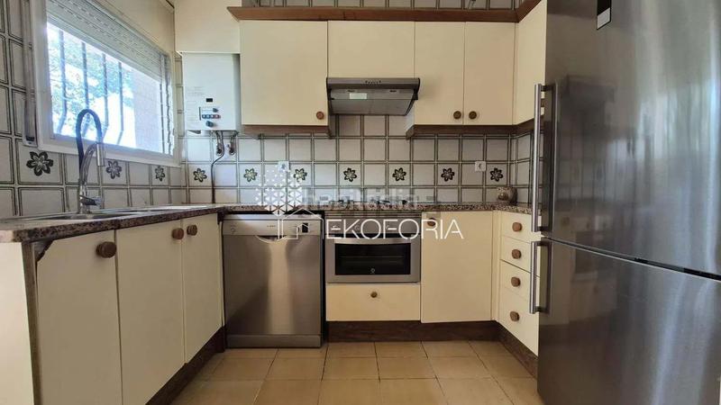 Foto a14ddfef-2182-4d40-8461-f8914e118671. Casa con riscaldamento in Cumbres de Calicanto Torrent