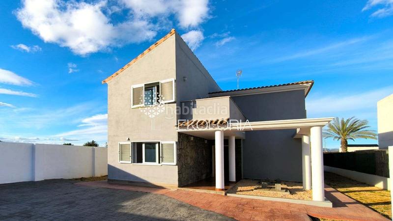 Foto e48eadc7-4c52-4d17-8455-bade94d75560. Casa con riscaldamento piscina in La Conarda-Montesano Bétera