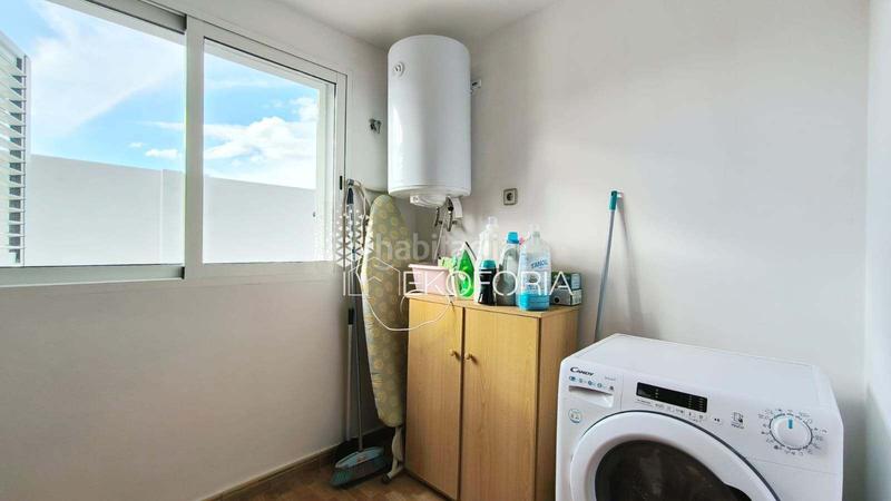 Foto f4de303c-7d58-460e-b0e9-54ca9eb44b8d. Casa con riscaldamento piscina in La Conarda-Montesano Bétera