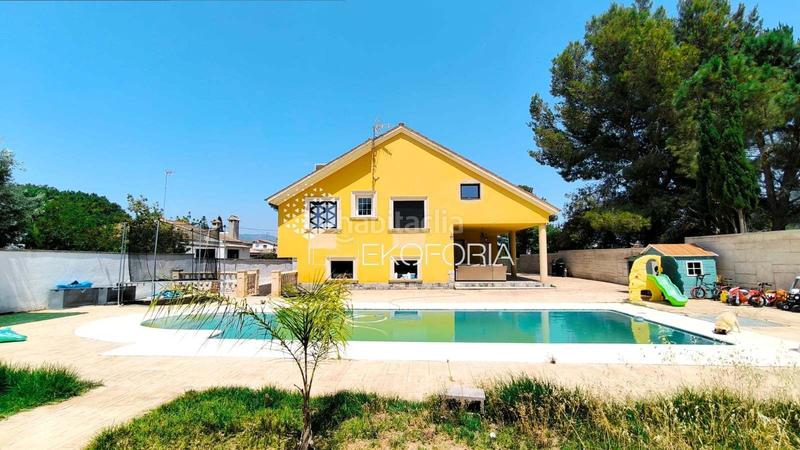 Foto 32d6e119-d653-4026-8674-6c7d9687e23b. Casa amb calefacció piscina a Pla dels Aljubs Pobla de Vallbona (la)