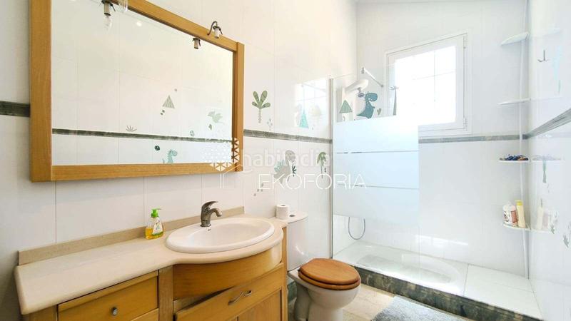 Foto 40ae89d3-1291-44a3-a8fc-f2f1207cbe16. Casa amb calefacció piscina a Pla dels Aljubs Pobla de Vallbona (la)