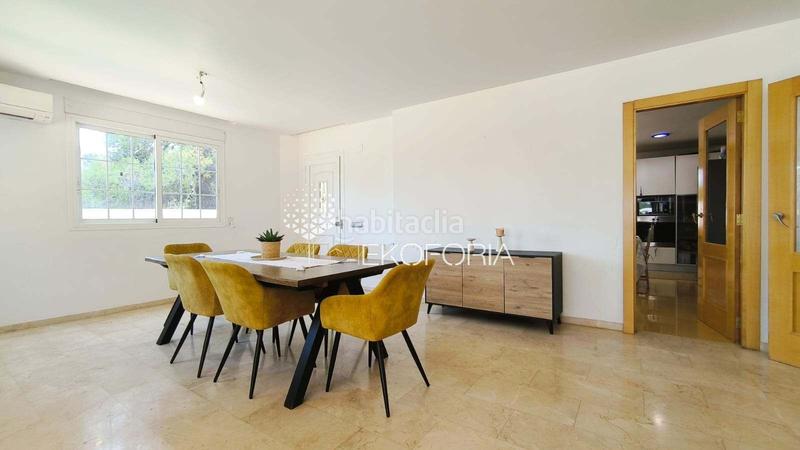 Foto cfa99ddf-5fcc-4d82-9a12-d558e85bf6ff. Casa amb calefacció piscina a Pla dels Aljubs Pobla de Vallbona (la)