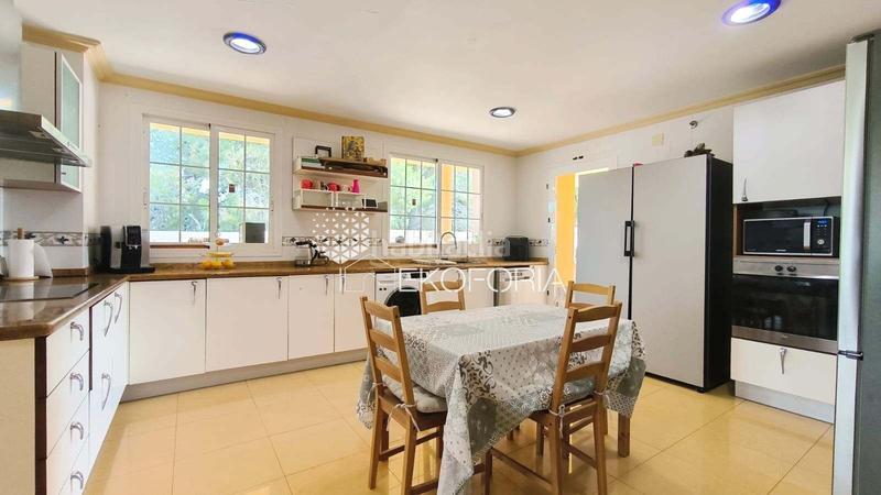 Foto e7fda7f7-c8cd-4cbd-81c7-3b8a3a78f2a2. Casa amb calefacció piscina a Pla dels Aljubs Pobla de Vallbona (la)