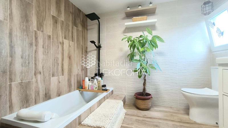 Foto ac8a0e2e-790a-4ce9-a1c2-b3d245deefa1. Casa amb calefacció piscina a Cheste