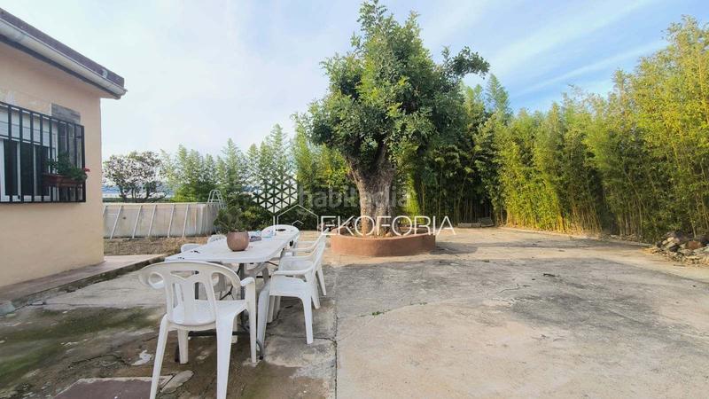 Foto ff6b6fc6-2d02-4028-8ab3-9d90f78c61b8. Casa amb calefacció piscina a Cheste