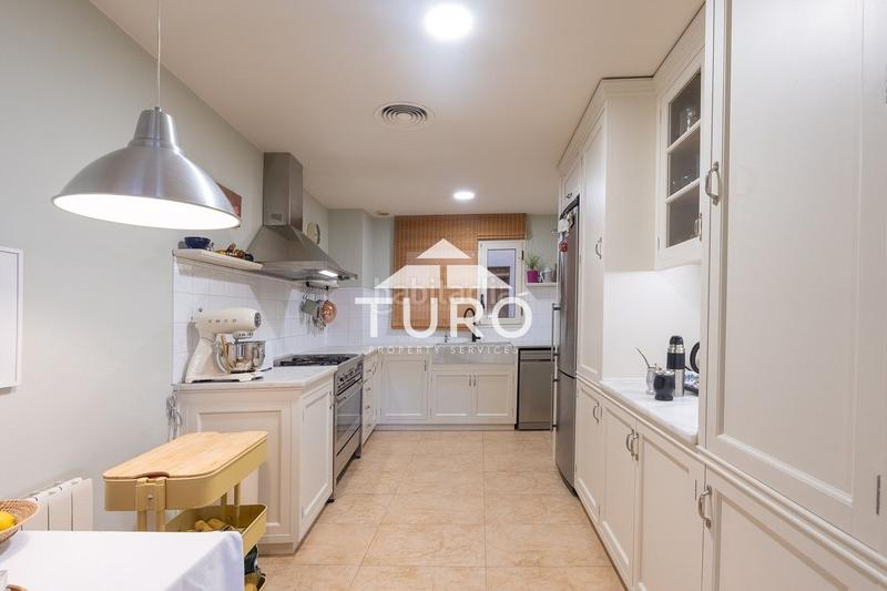 Foto d84da92b-001e-41c7-bed8-dd724f4565b9. Ático lujoso ático en barri vell en Centre-Barri Vell Girona